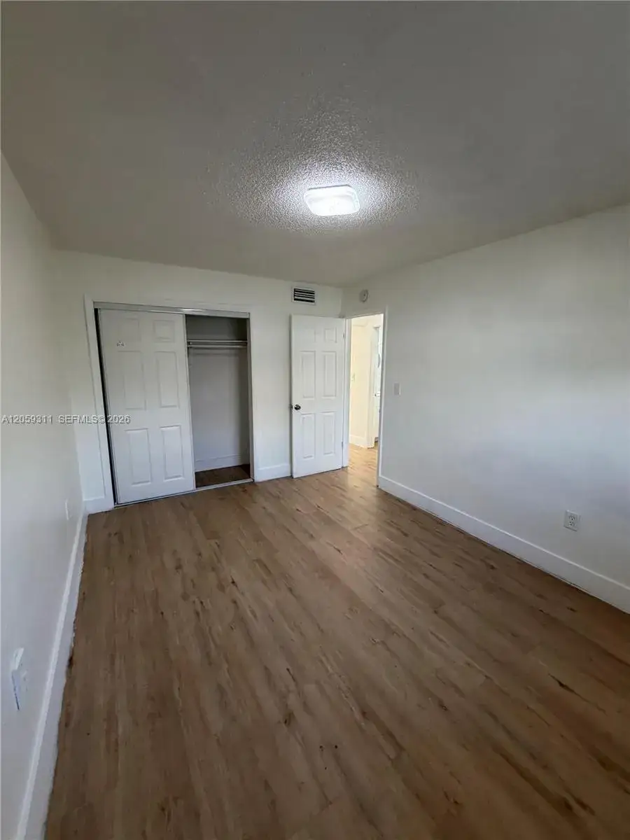 2 bedroom 1 bath Residential Lease for rent at 434 SW 6th ST # 6, Miami FL 33130