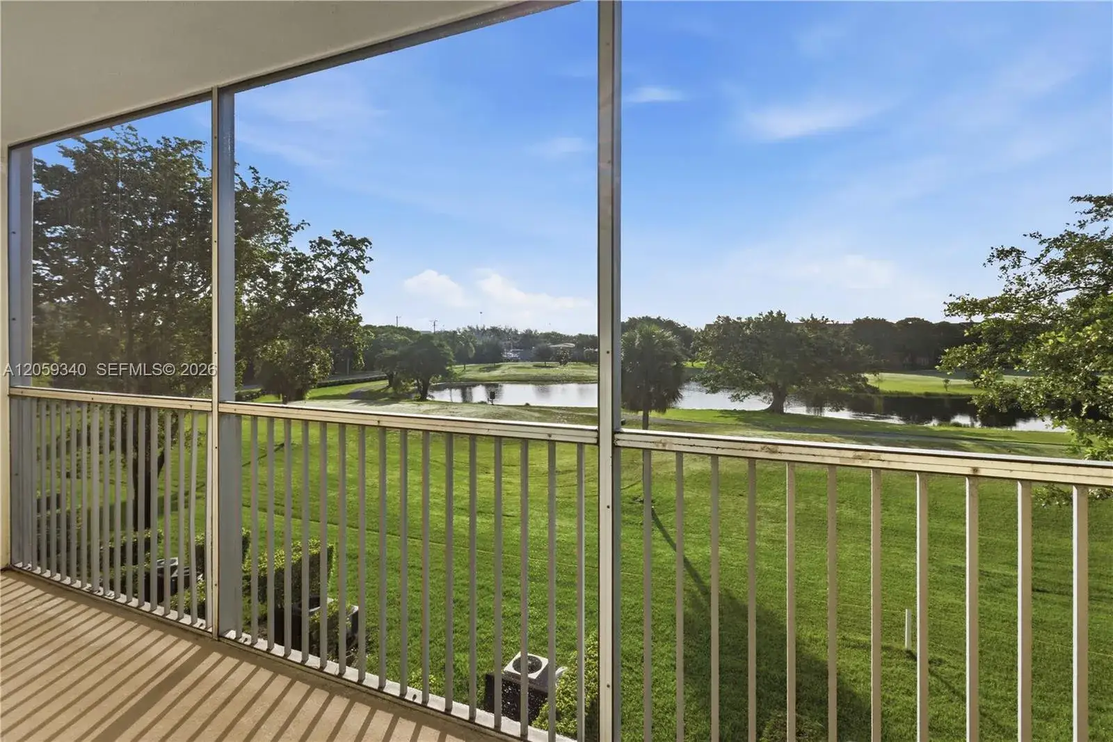 1 bedroom 1 bath Residential for sale at 101 SW 132nd Way # 305J, Pembroke Pines FL 33027