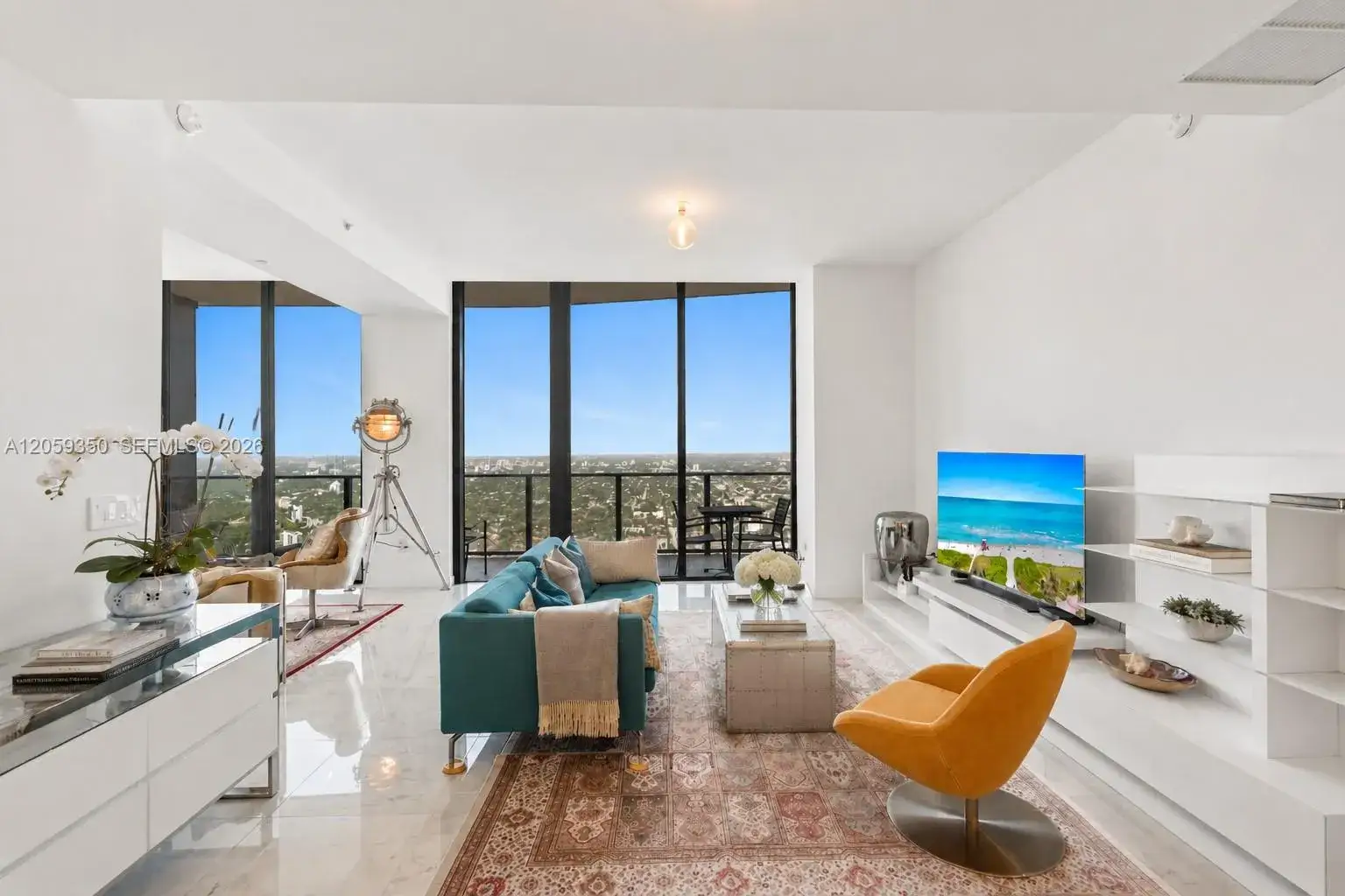 2 bedroom 2 bath Residential for sale at 1000 Brickell, Miami FL 33131