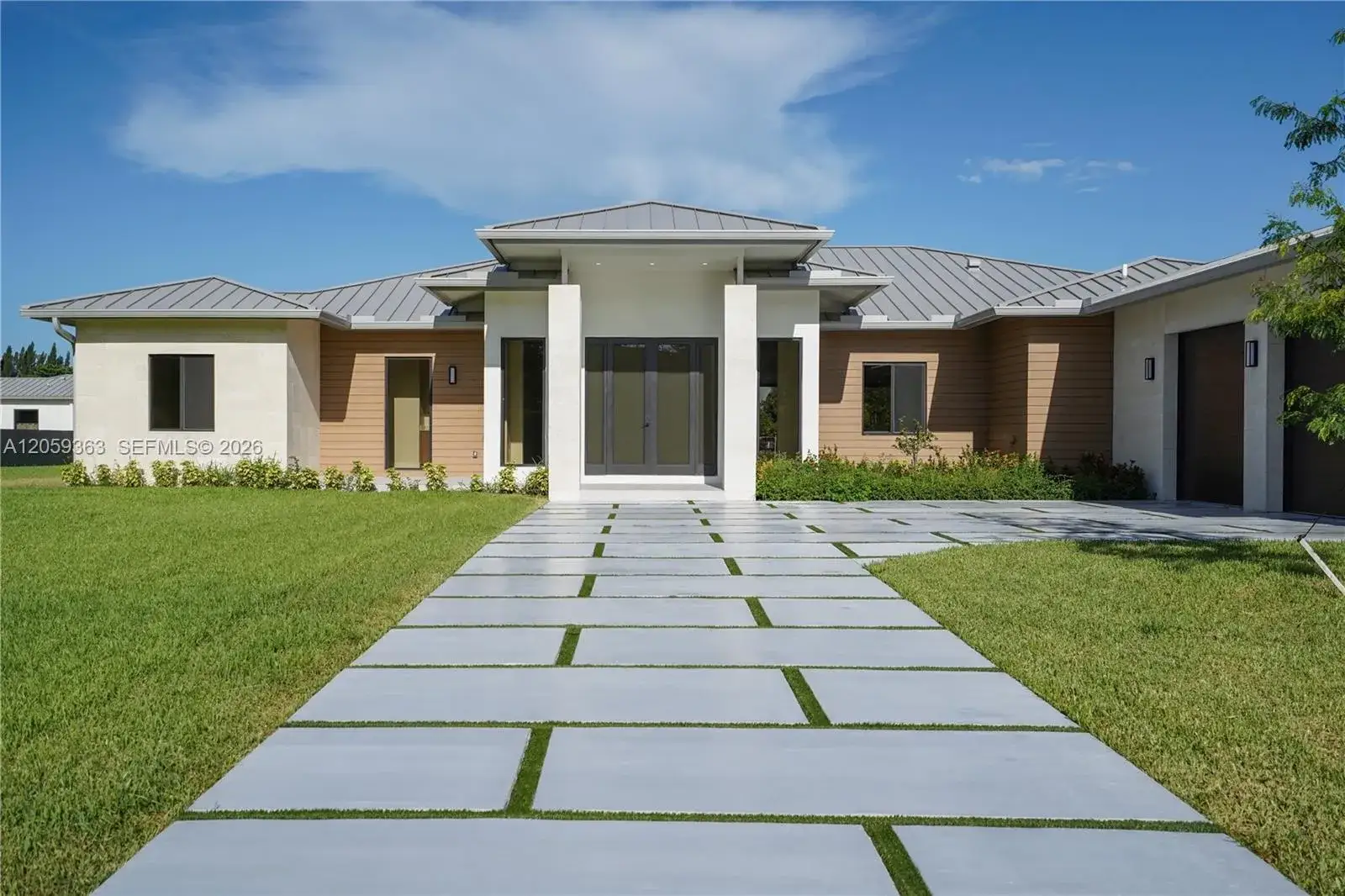 5 bedroom 6 bath Residential for sale at 27505 SW 172nd Ave, Homestead FL 33031