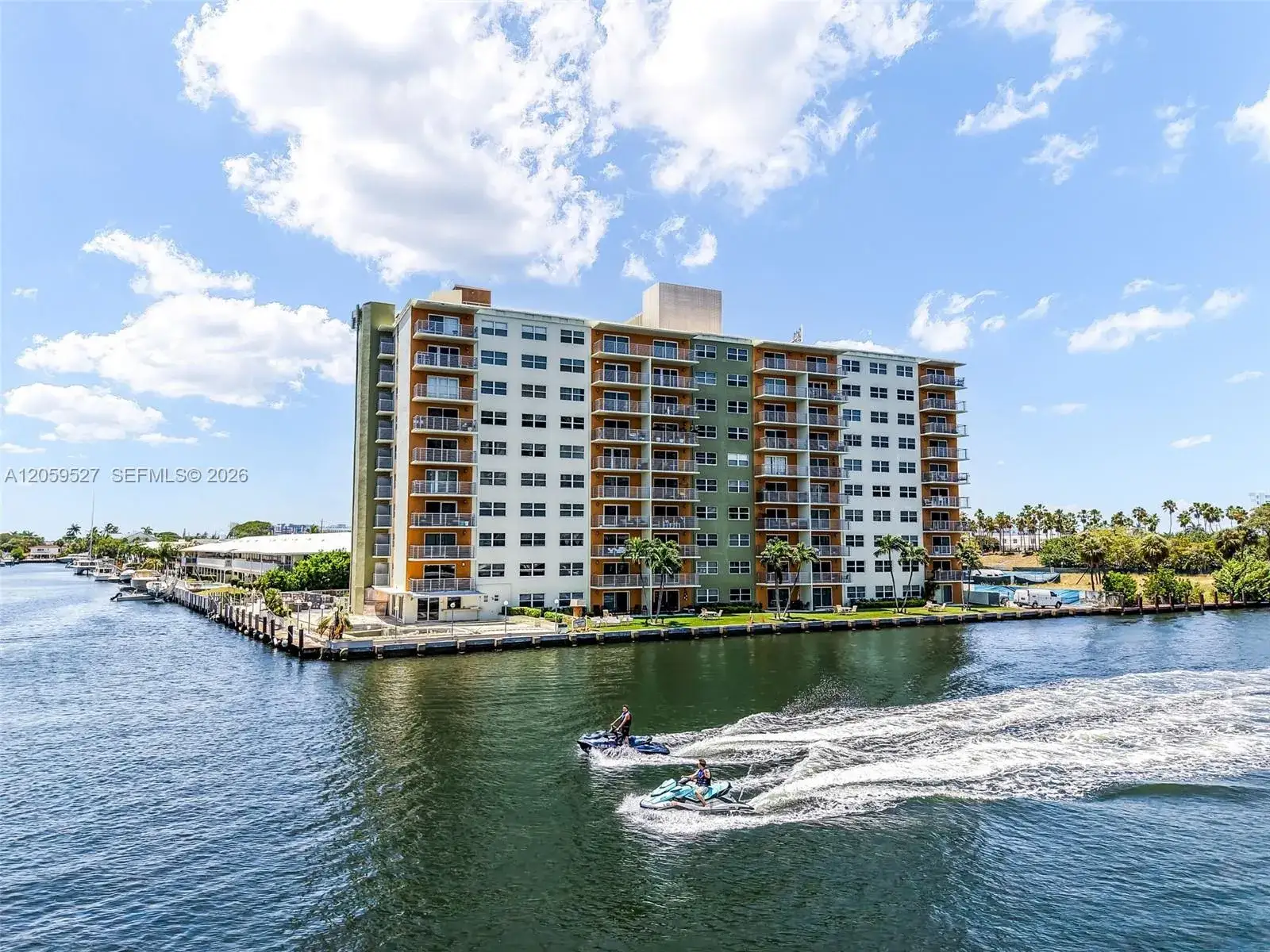 1 bedroom 1 bath Residential Lease for rent at 2900 NE 30th St # F7, Fort Lauderdale FL 33306