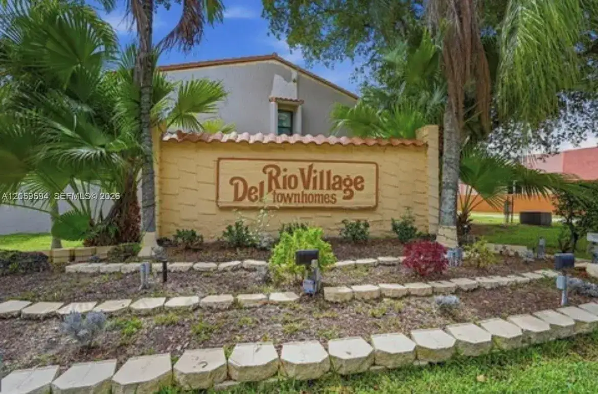 2 bedroom 1 bath Residential Lease for rent at 7732 Balboa St, Sunrise FL 33351