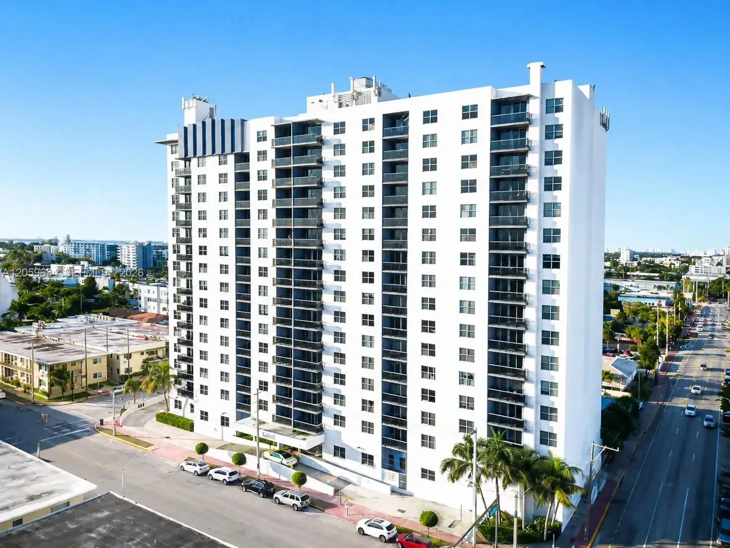 1 bedroom 1 bath Residential Lease for rent at 401 69th St # 304, Miami Beach FL 33141