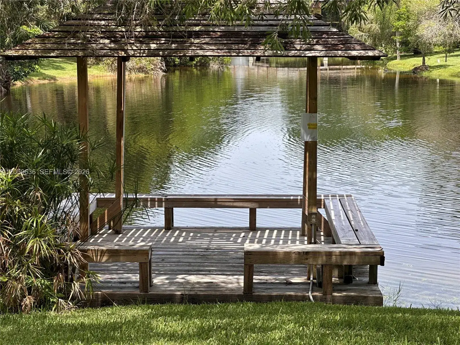 1 bedroom 1 bath Residential for sale at 818 SW 9th Street Cir # 203, Boca Raton FL 33486