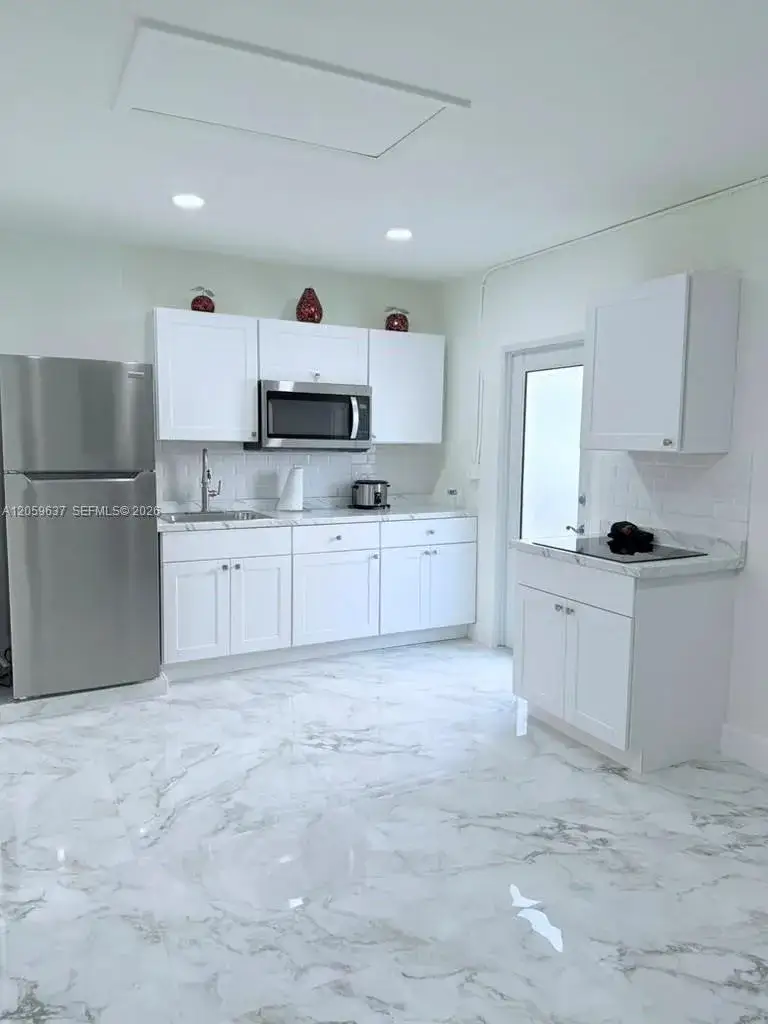 4 bedroom 3 bath Residential Lease for rent at 3366 72nd Ave NE, Naples FL 34120
