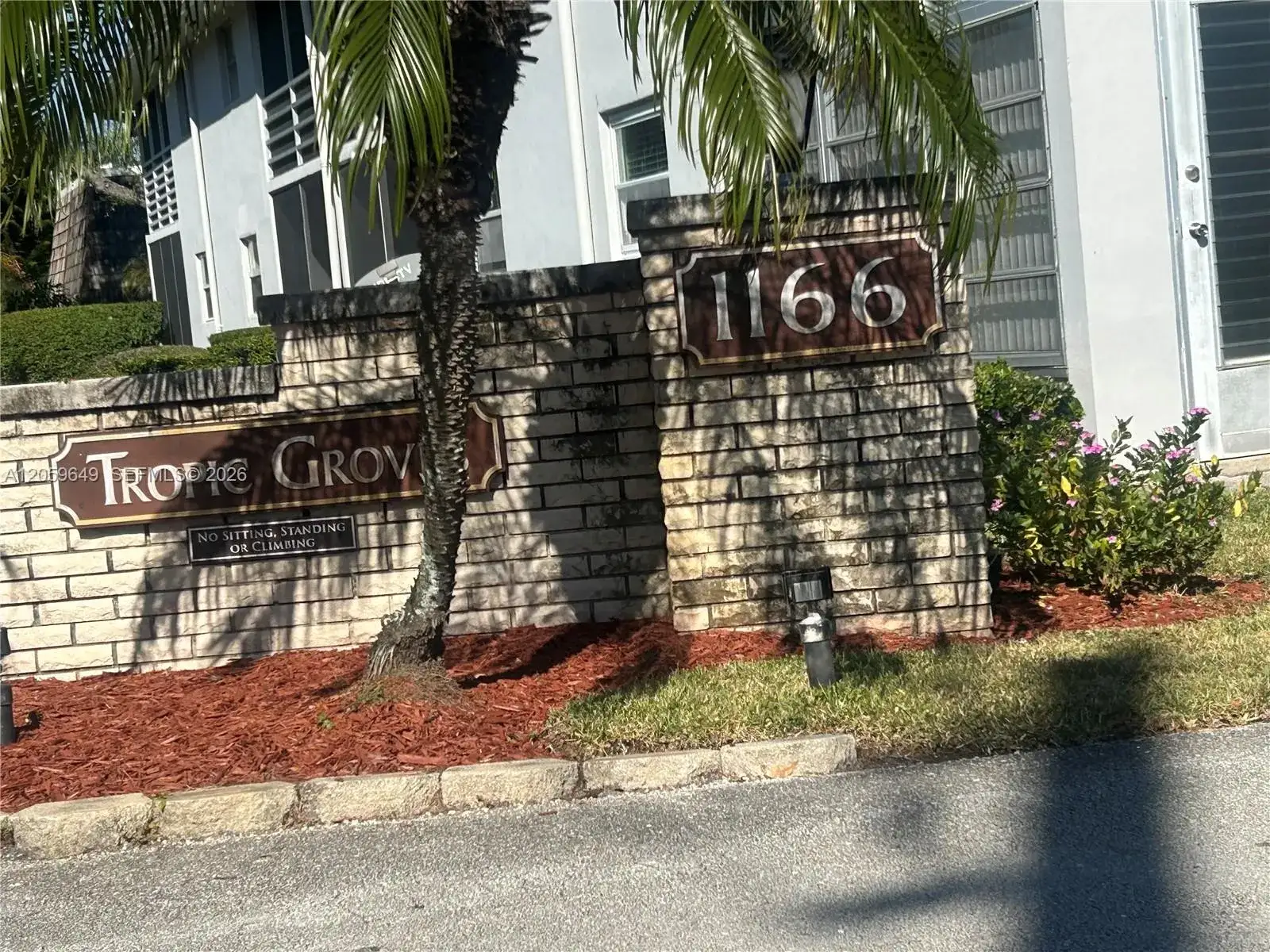 2 bedroom 2 bath Residential for sale at 1166 6th Avenue # 6D, Vero Beach FL 32906