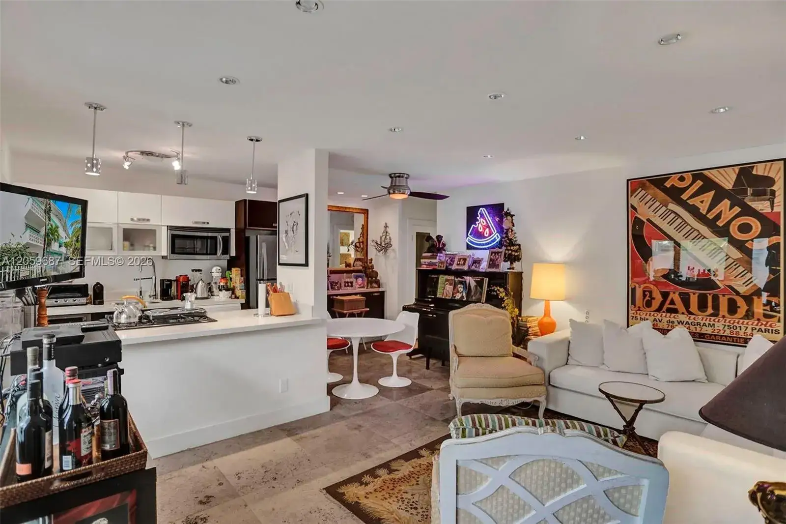 1 bedroom 1 bath Residential for sale at 350 Collins Ave # 310, Miami Beach FL 33139