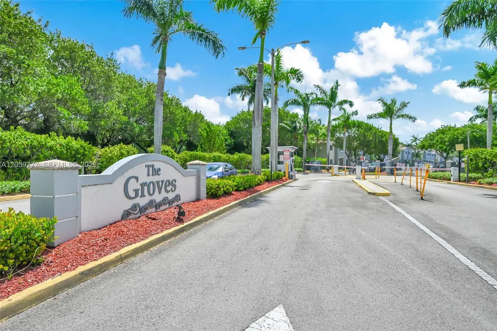 2 bedroom 2 bath Residential Lease for rent at 1681 SE 30th St # 1681, Homestead FL 33035