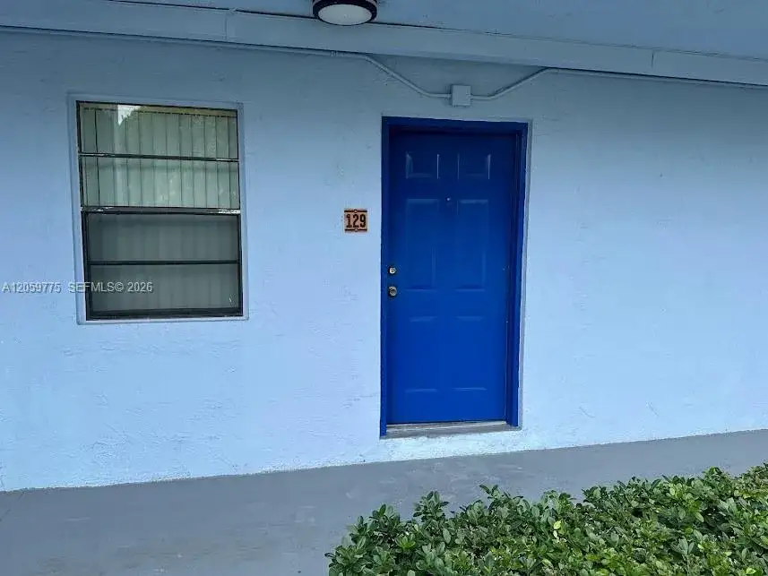 1 bedroom 1 bath Residential Lease for rent at 9460 Fontainebleau Blvd # 129, Miami FL 33172