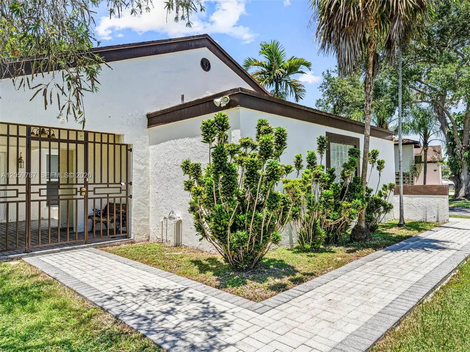 3 bedroom 2 bath Residential for sale at 15491 SW 153rd St, Miami FL 33187