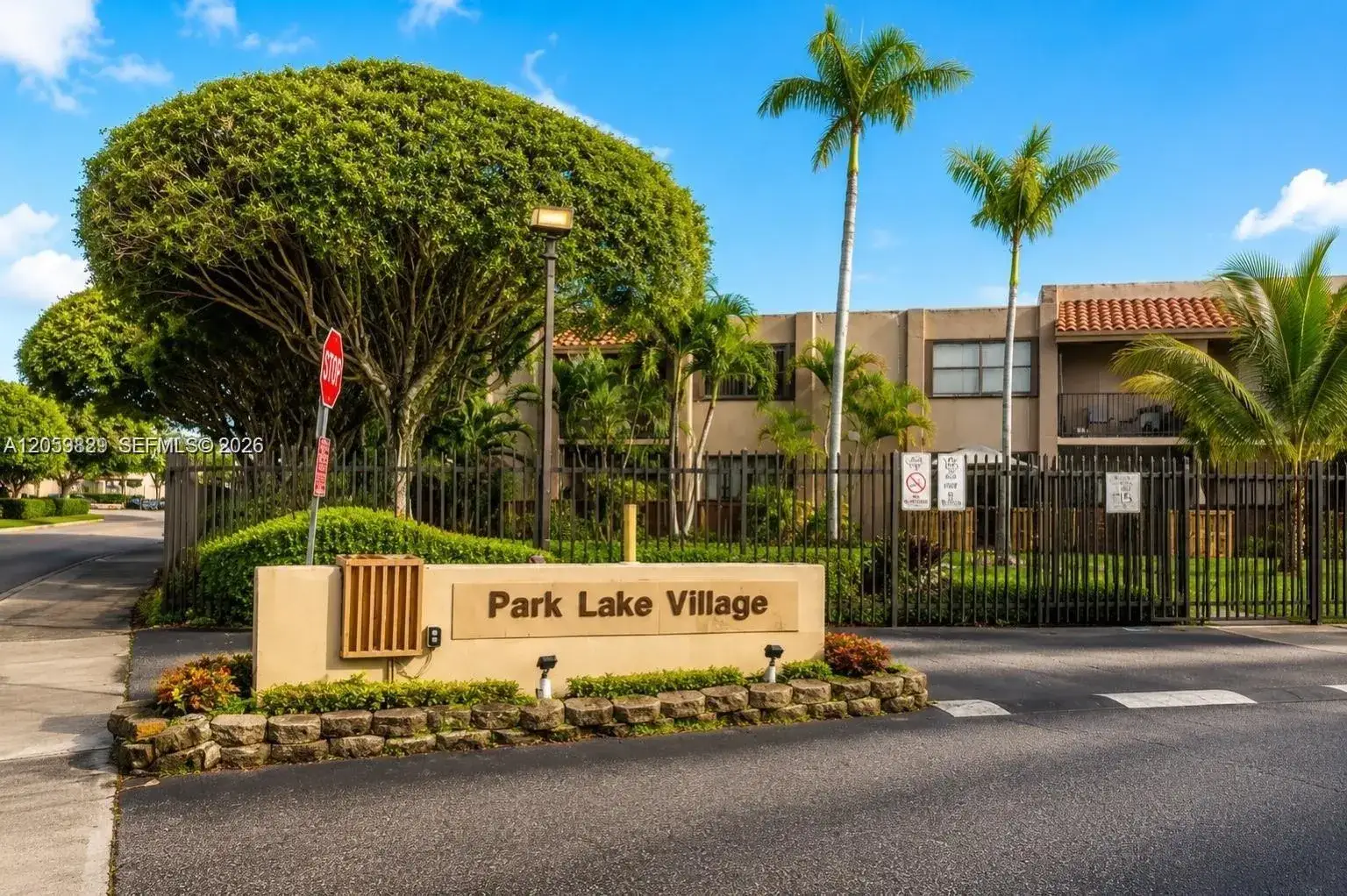 2 bedroom 1 bath Residential Lease for rent at 280 W PARK DRIVE # 106, Miami FL 33172