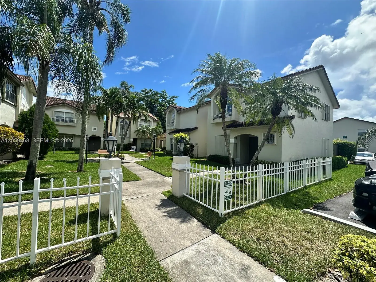 1 bedroom 1 bath Residential Lease for rent at 10807 NW 8th St, Pembroke Pines FL 33026