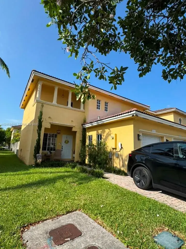 2 bedroom 2 bath Residential for sale at 13231 SW 143rd Ter, Miami FL 33186