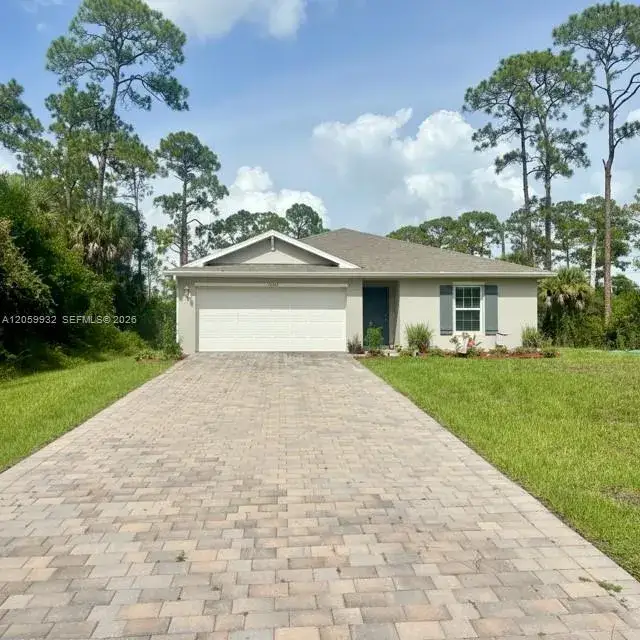 4 bedroom 2 bath Residential for sale at 5009 N Rosebud Cir, La Belle FL 33935