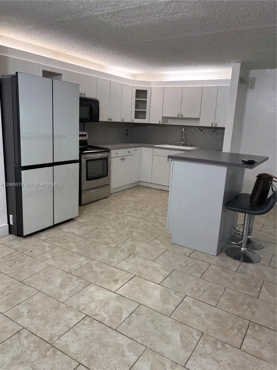 2 bedroom 1 bath Residential for sale at 14850 Naranja Lakes Blvd, Homestead FL 33032