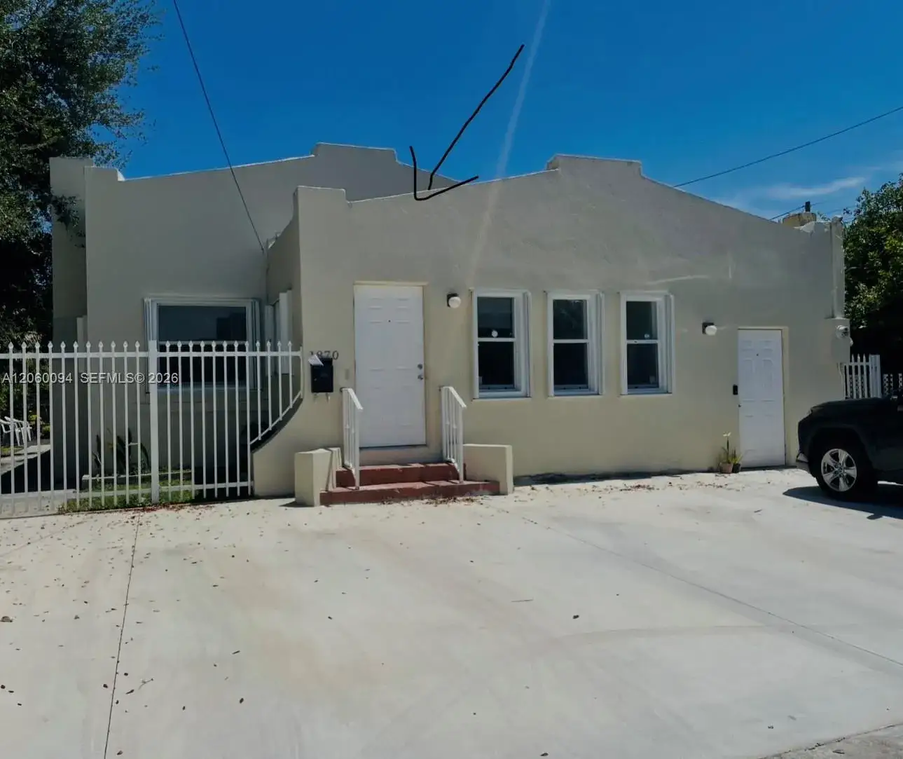 2 bedroom 1 bath Residential Lease for rent at 1870 NW 5th St # 1, Miami FL 33125