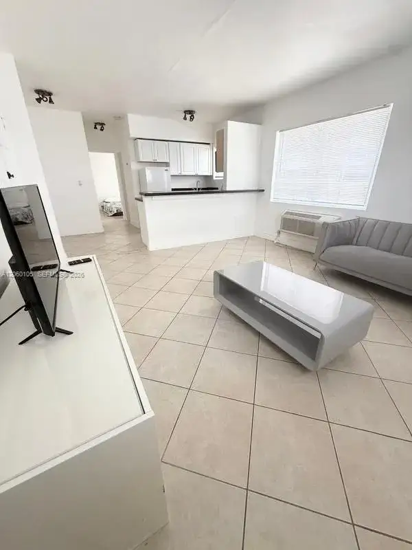 1 bedroom 1 bath Residential Lease for rent at 8011 Abbott Ave # 4, Miami Beach FL 33141