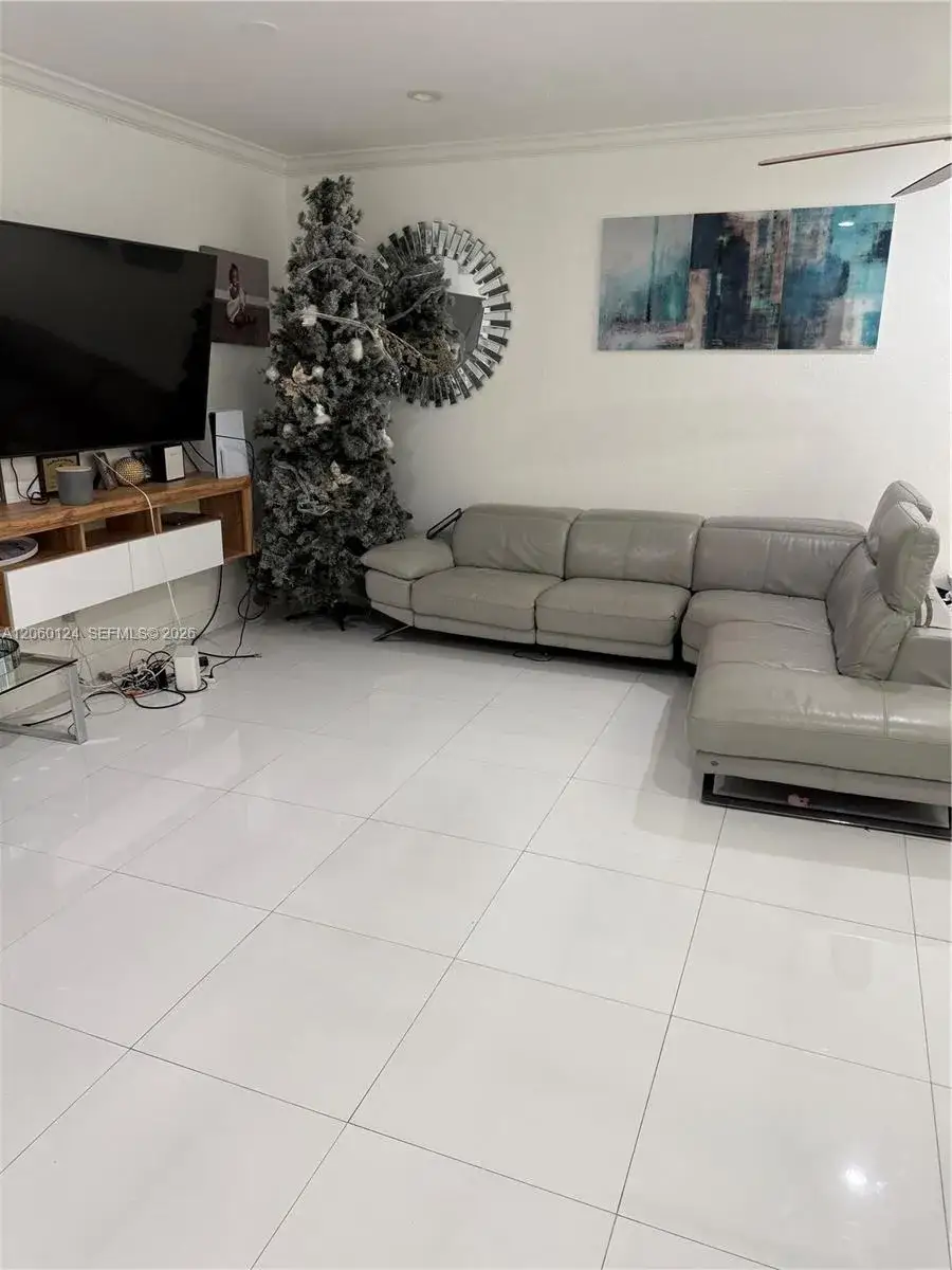 3 bedroom 2 bath Residential for sale at 8960 SW 18th St # 1108, Miramar FL 33025