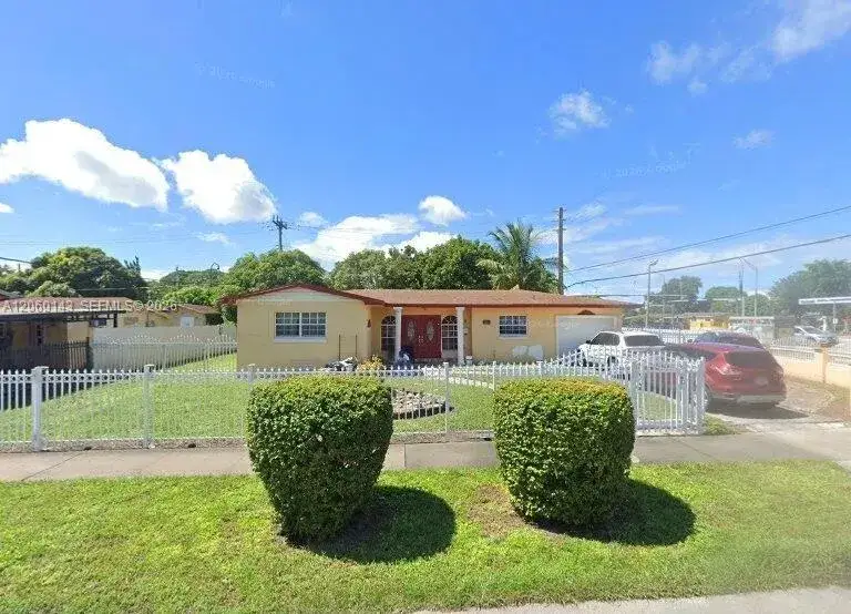 3 bedroom 2 bath Residential for sale at 18220 NW 16th Ave, Miami Gardens FL 33169
