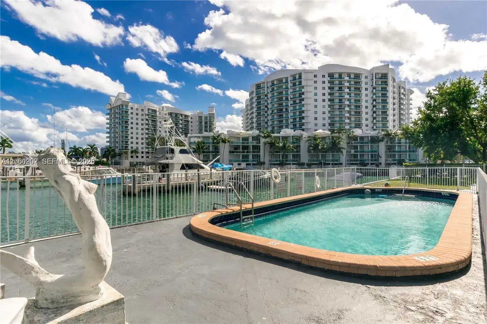7917 West Dr # 16, North Bay Village FL 33141