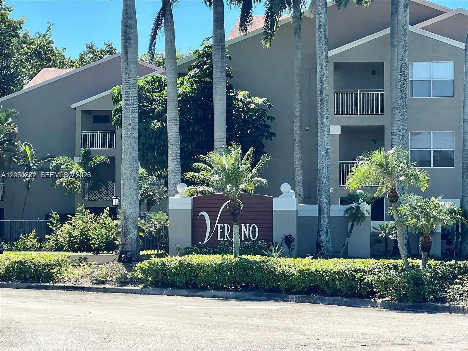 1 bedroom 1 bath Residential Lease for rent at 1845 Palm Cove Blvd # 302, Delray Beach FL 33445