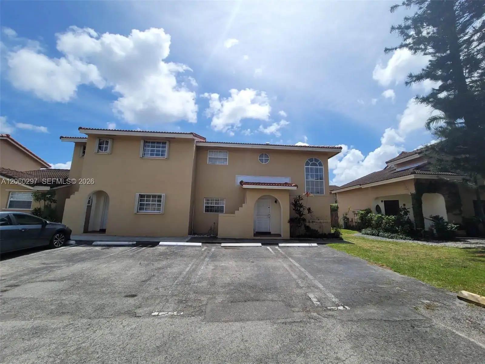 3 bedroom 2 bath Residential Lease for rent at 13539 SW 62nd St # 131, Miami FL 33183