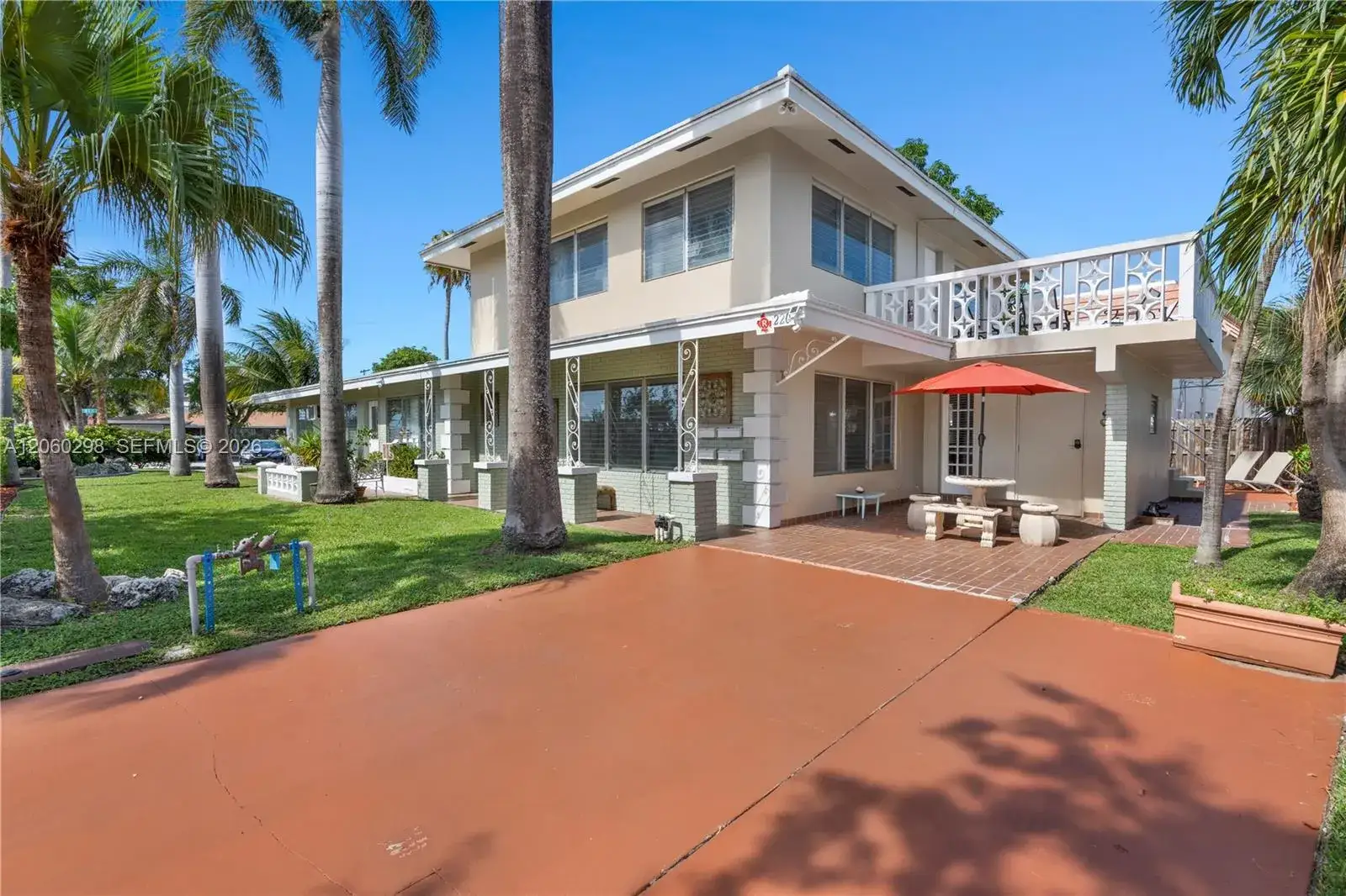 Residential Income for sale at 220 SE 12th Ave, Deerfield Beach FL 33441