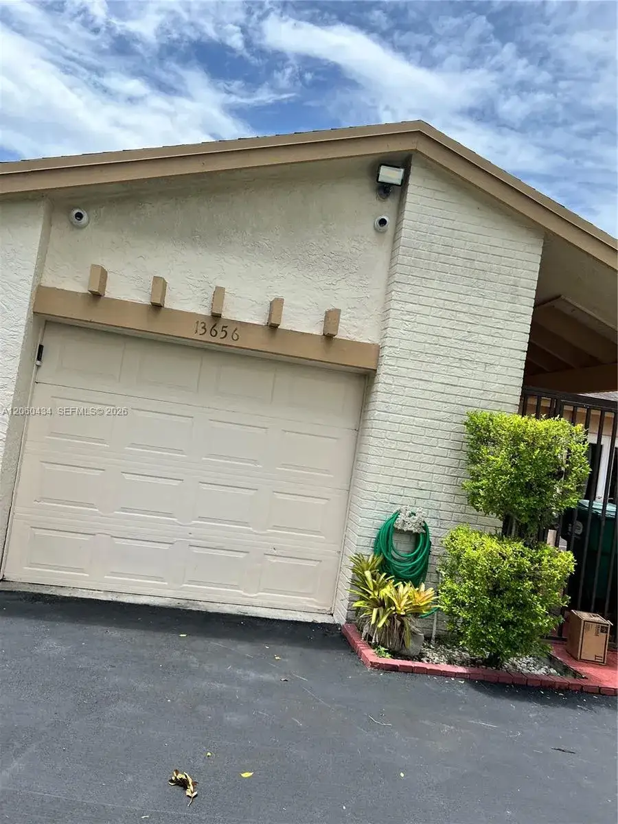 3 bedroom 2 bath Residential Lease for rent at 13656 SW 117th Ln # 13656, Miami FL 33186