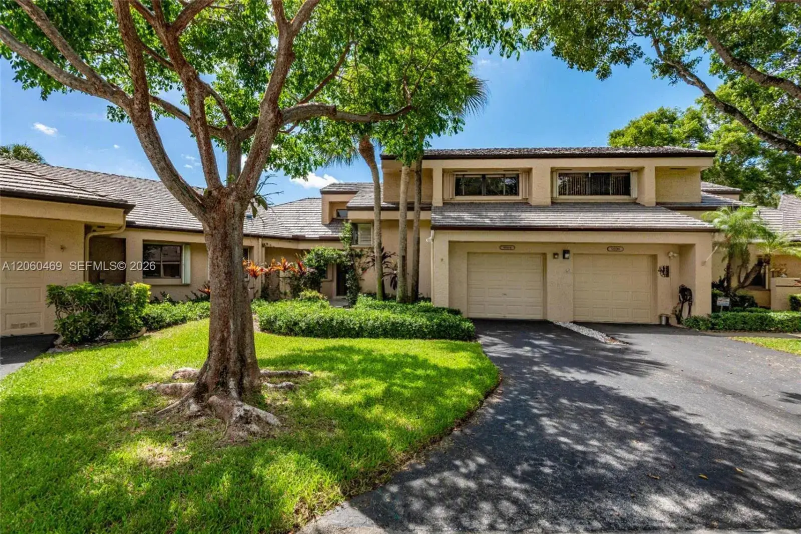 2 bedroom 2 bath Residential for sale at 9204 S Chelsea Dr S, Plantation FL 33324