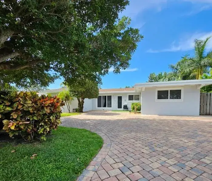 3 bedroom 3 bath Residential for sale at 2770 NE 30th St, Lighthouse Point FL 33064