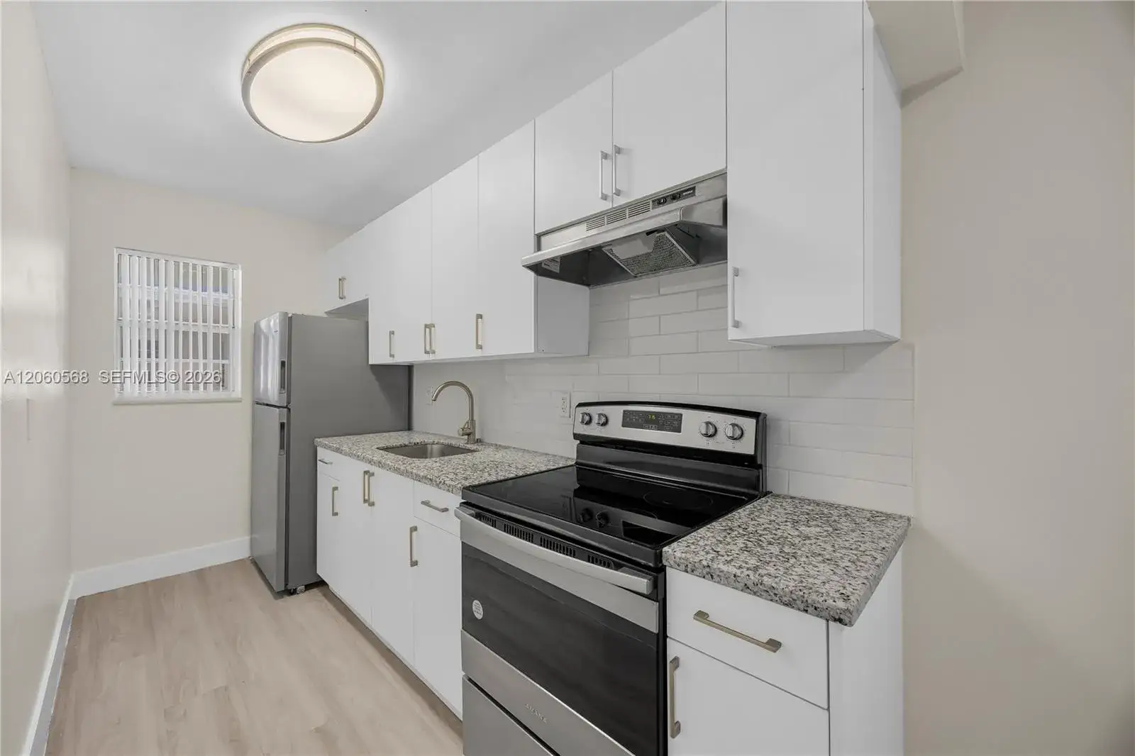 1 bedroom 1 bath Residential Lease for rent at 1720 Cleveland St # 211W, Hollywood FL 33020