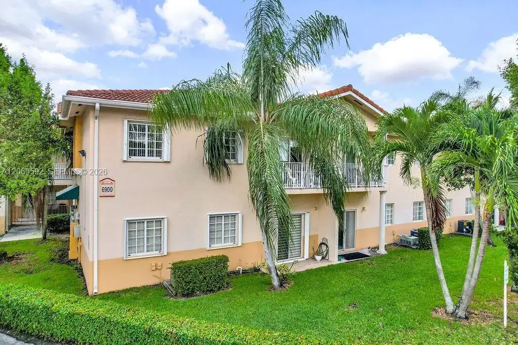 3 bedroom 2 bath Residential Lease for rent at 6900 NW 179th St # 1, Hialeah FL 33015