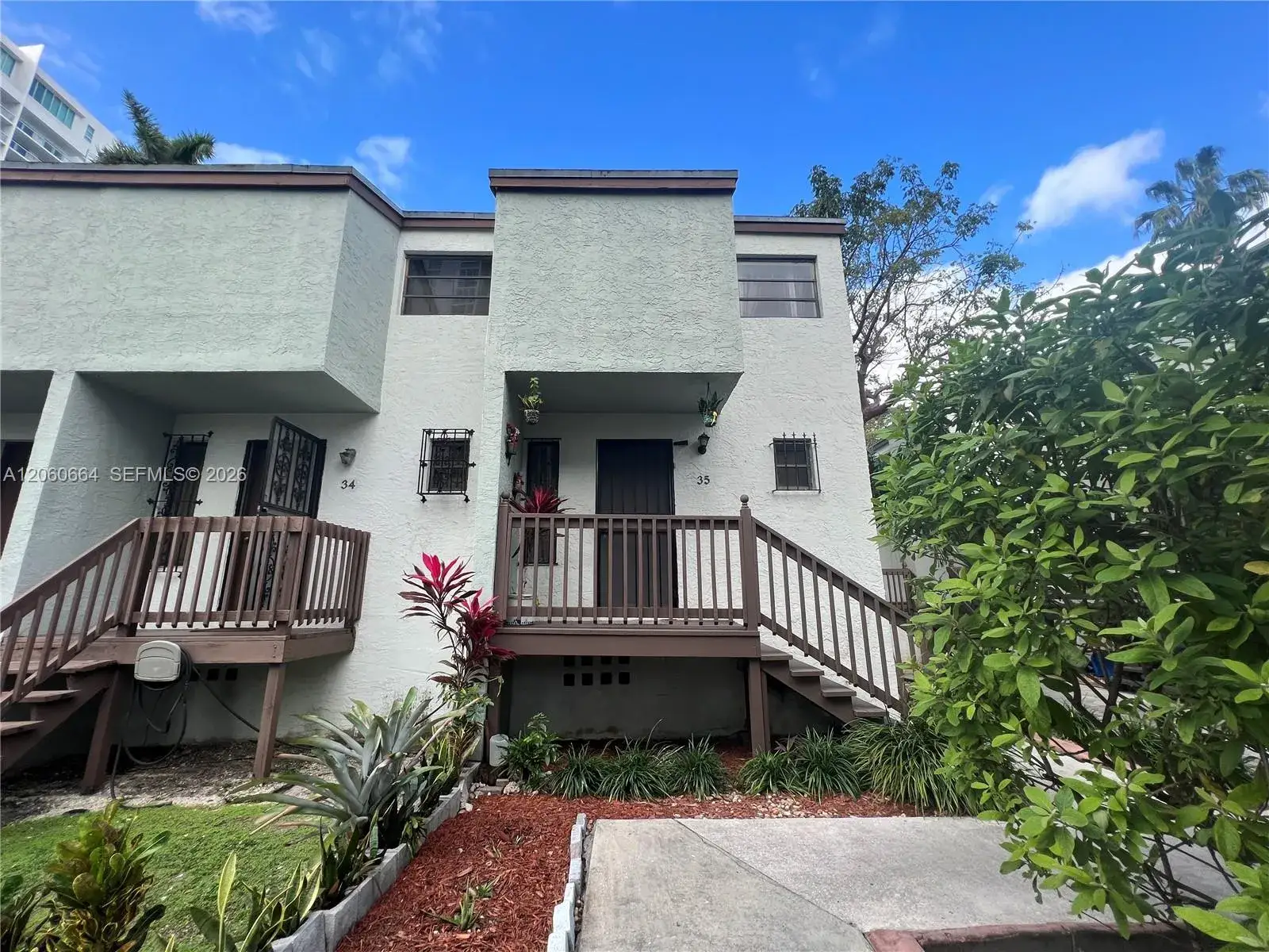 2 bedroom 1 bath Residential Lease for rent at 1901 NW S River Dr # 35C, Miami FL 33125