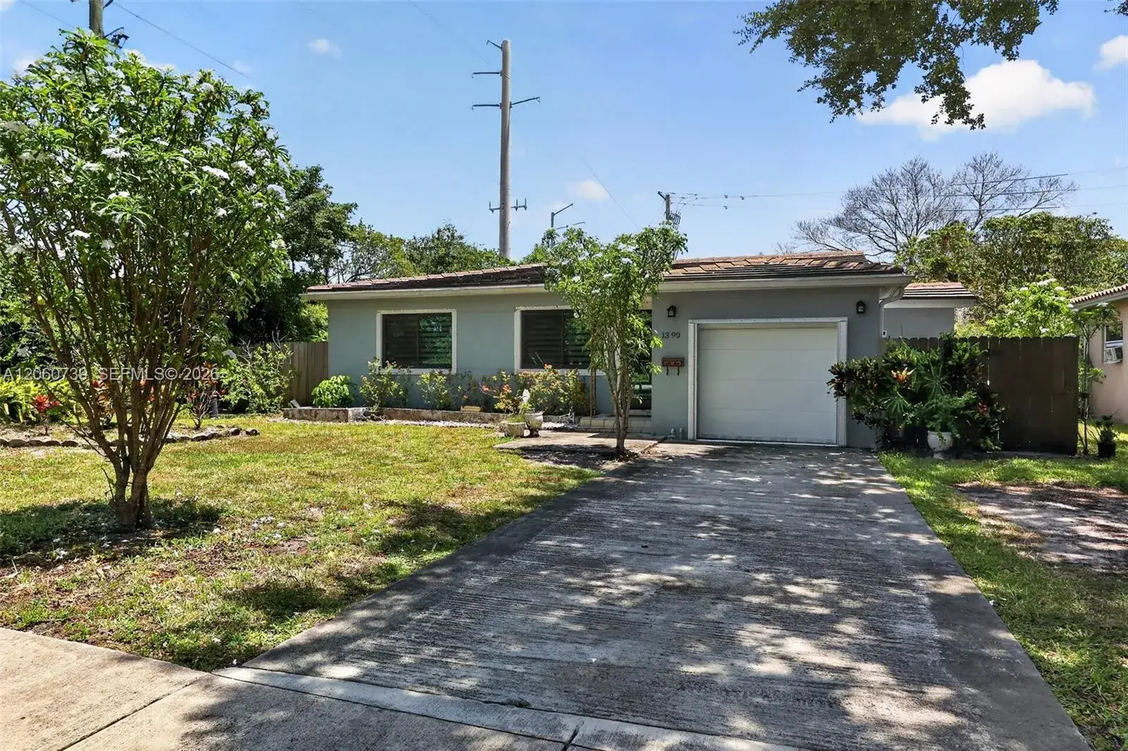 2 bedroom 2 bath Residential for sale at 1390 NE 129th St, North Miami FL 33161