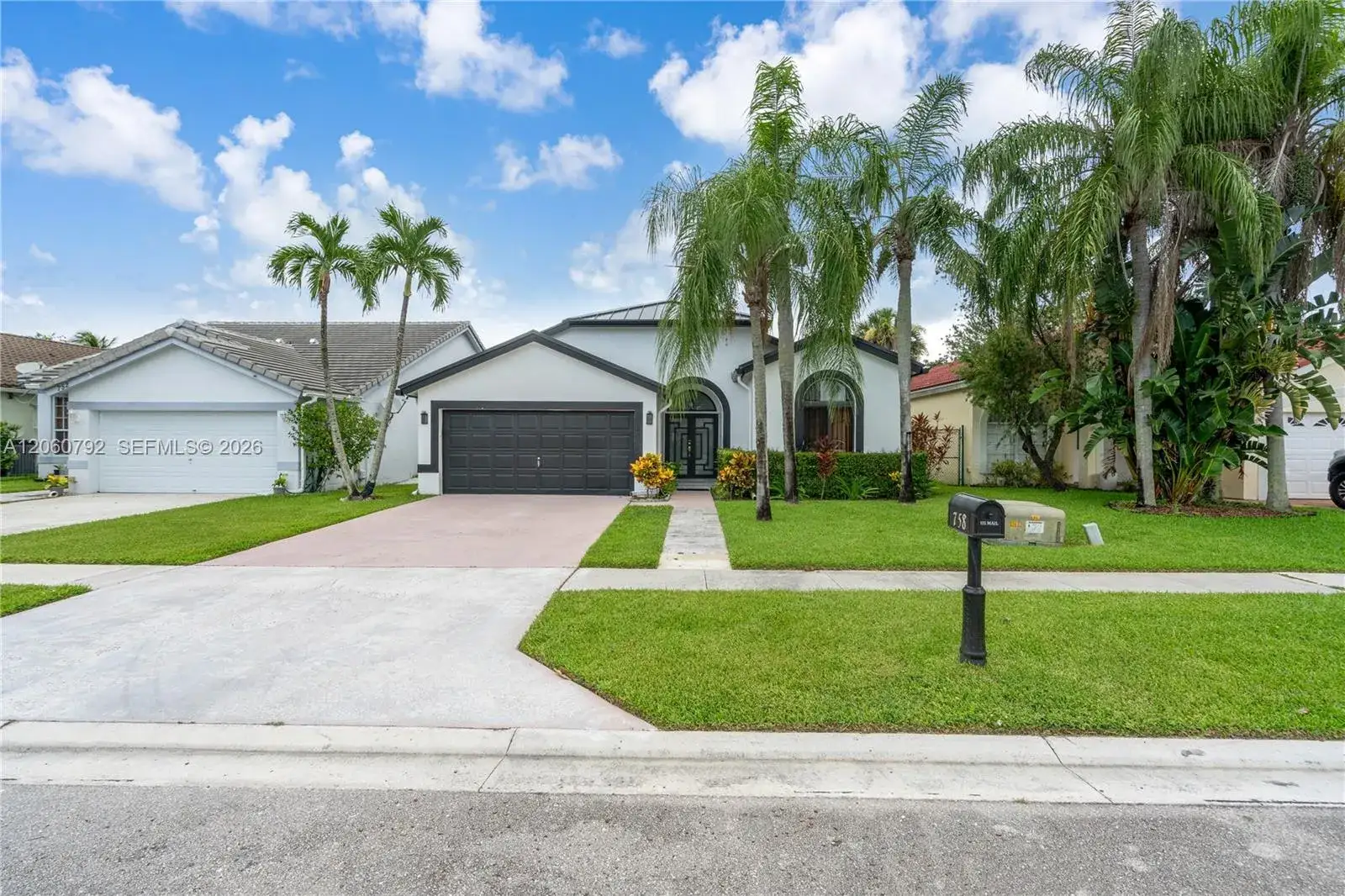 3 bedroom 2 bath Residential Lease for rent at 758 Lake Wellington Dr, Wellington FL 33414