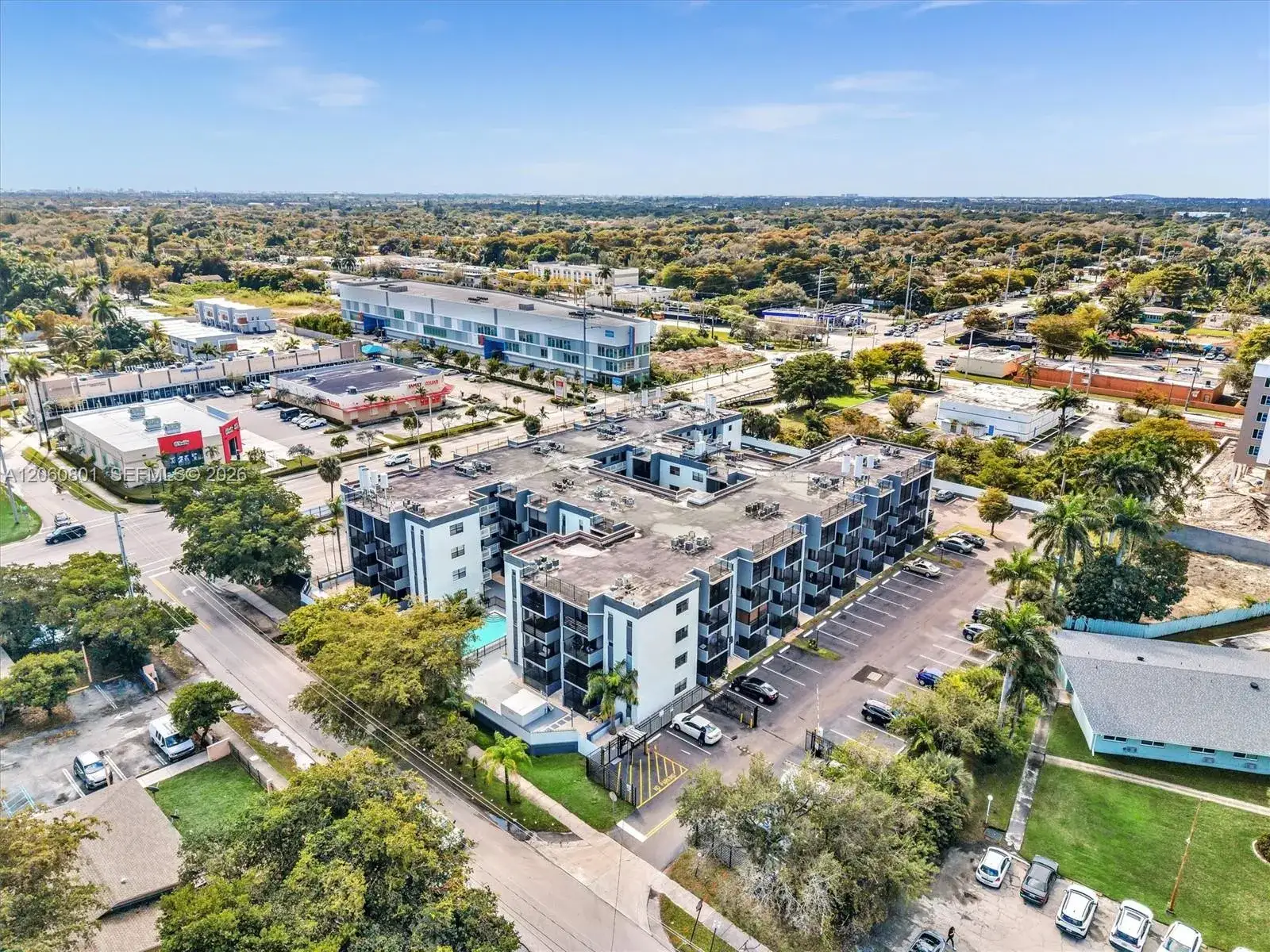 1 bedroom 1 bath Residential for sale at 13500 NE 3rd Ct # 121, North Miami FL 33161
