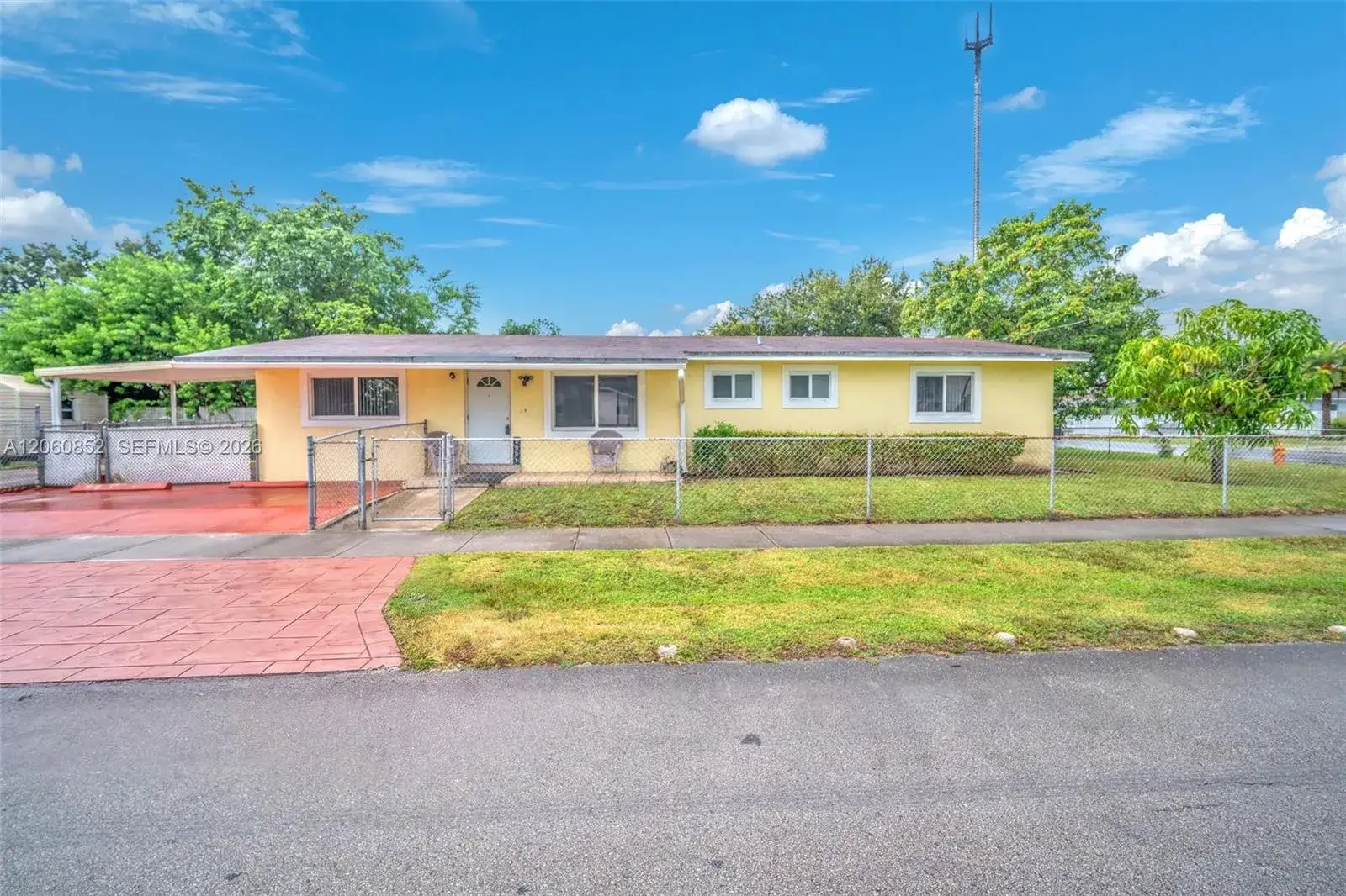 3 bedroom 2 bath Residential for sale at 2301 SW 48th Ave, West Park FL 33023