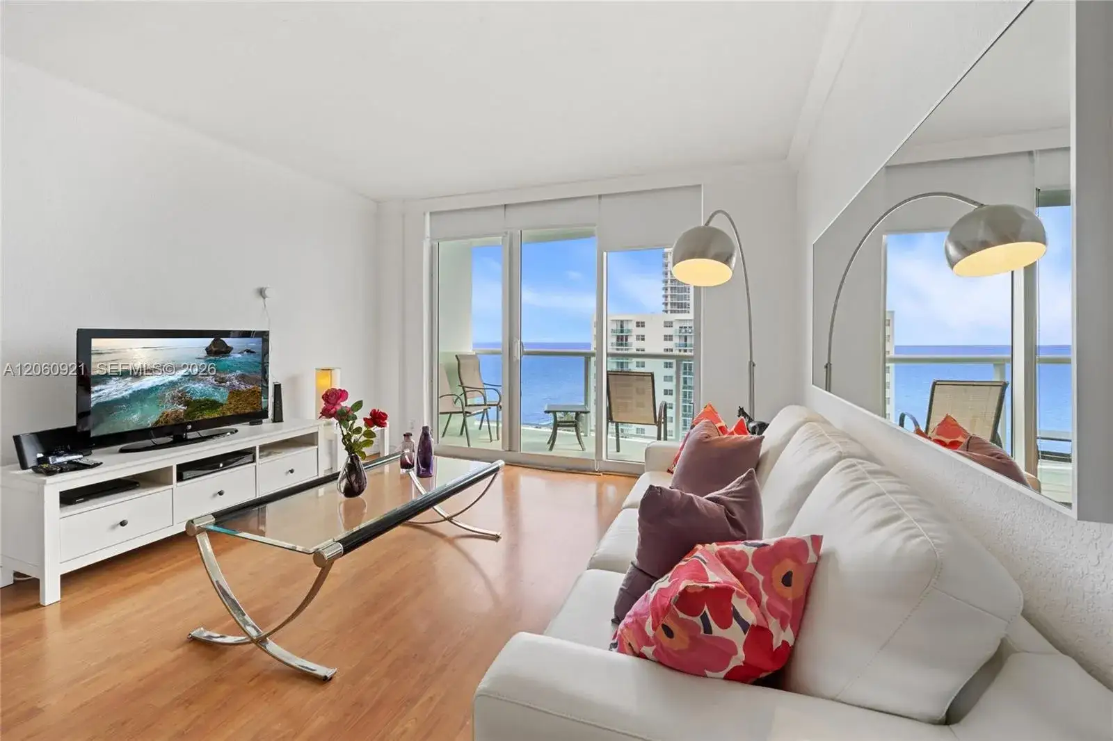 1 bedroom 1 bath Residential for sale at 3801 S Ocean Dr # 15K, Hollywood FL 33019