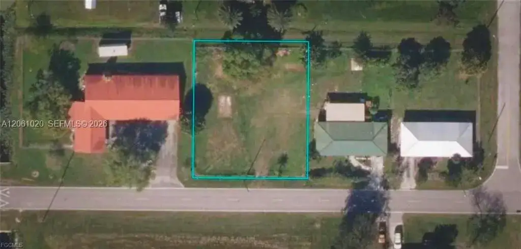Land/Boat Docks for sale at 757 SW Avenue R, Moore Haven FL 33471