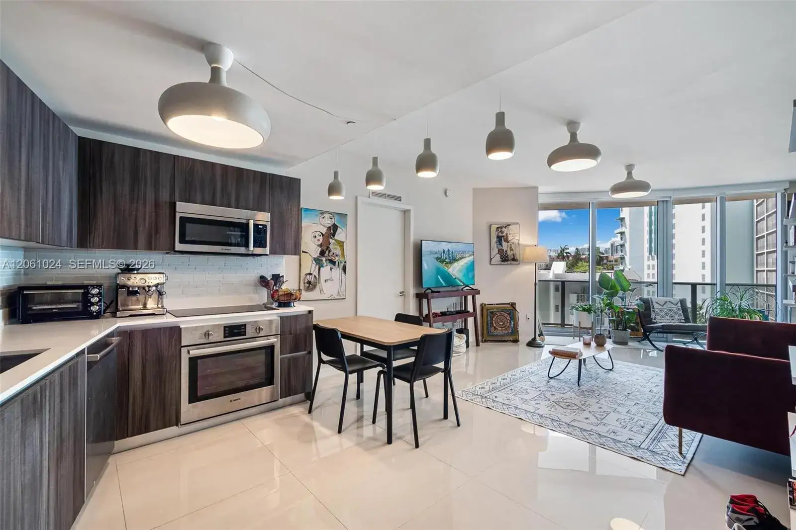 2 bedroom 2 bath Residential Lease for rent at 488 NE 18th St # 401, Miami FL 33132
