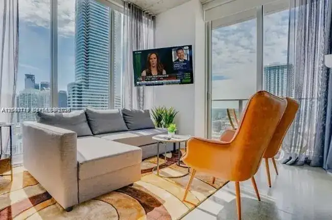 2 bedroom 2 bath Residential Lease for rent at 151 SE 1st St # 3111, Miami FL 33131