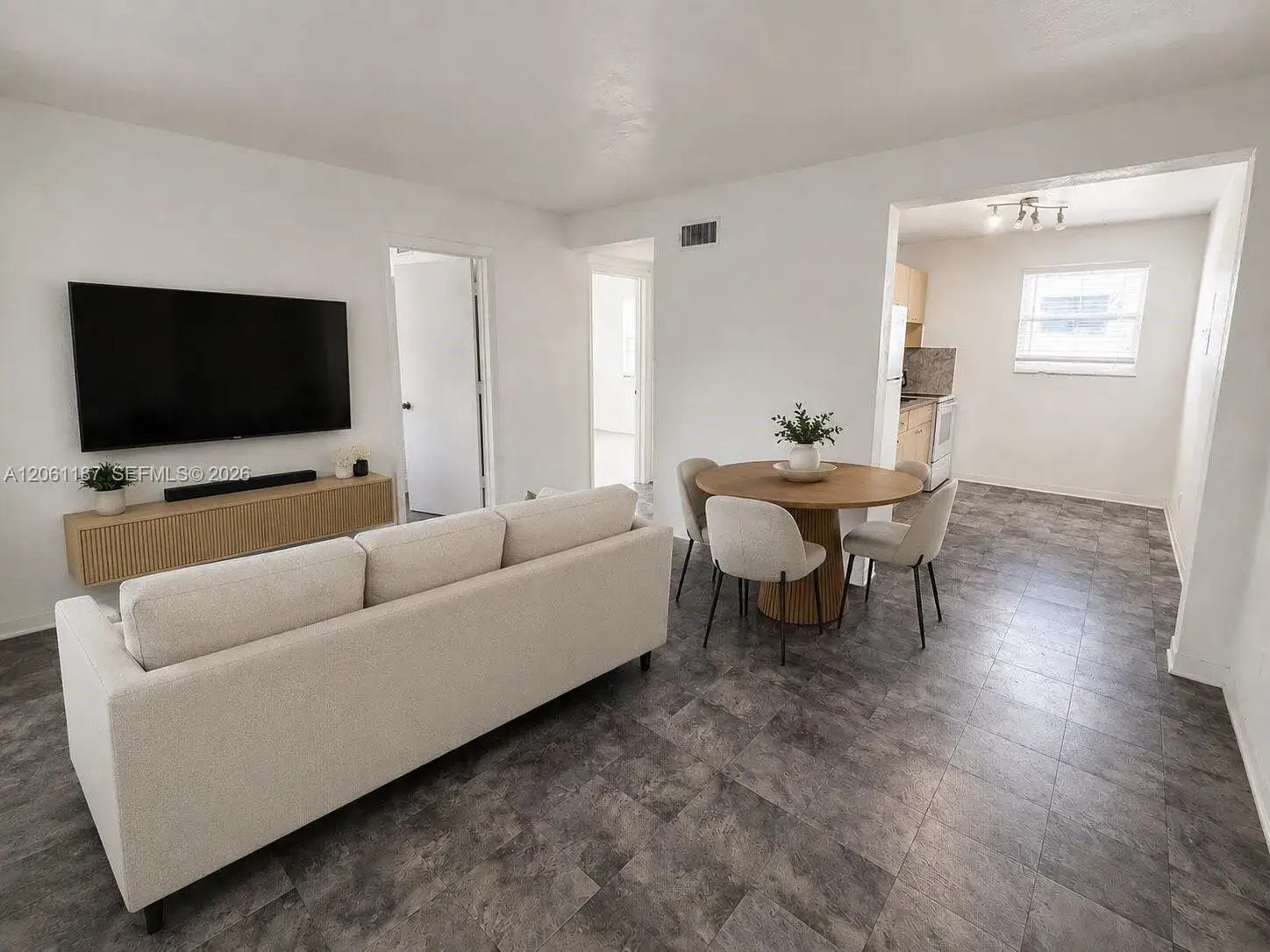 2 bedroom 1 bath Residential Lease for rent at 739 SW 9th St # 4, Miami FL 33130