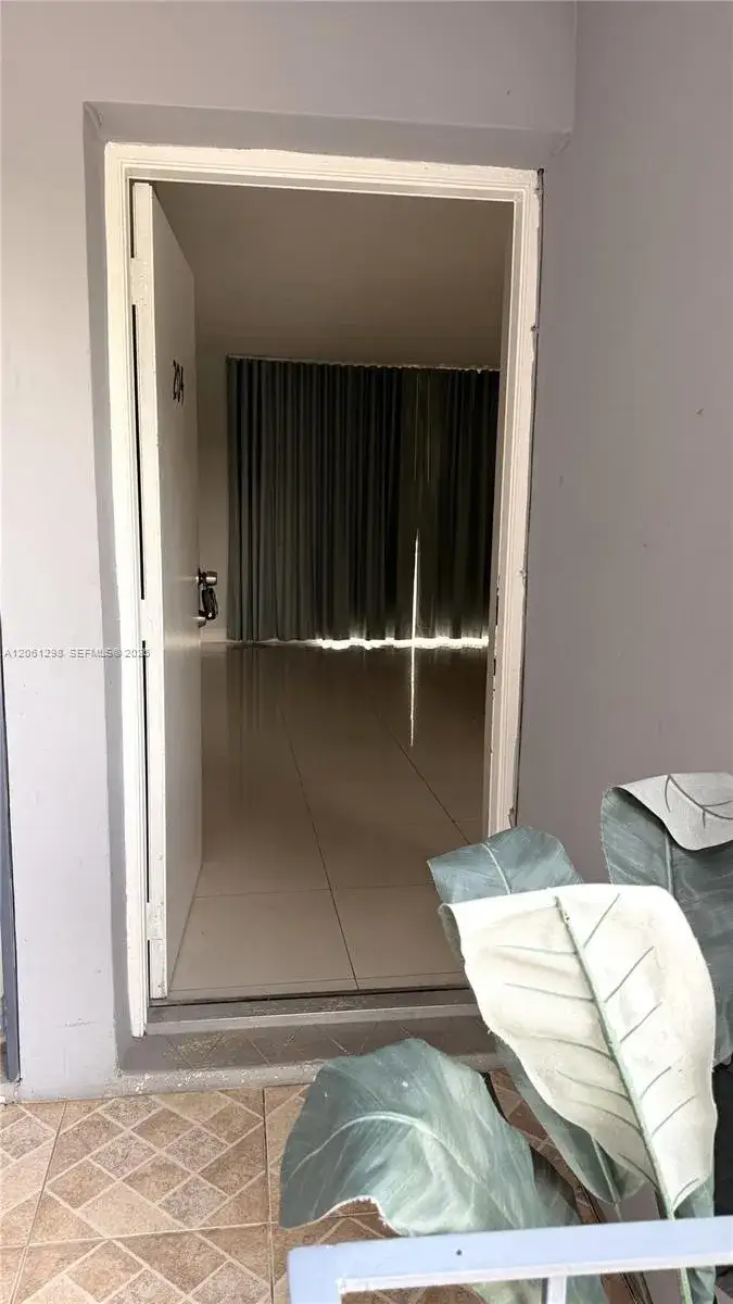 2 bedroom 1 bath Residential Lease for rent at 5100 W Flagler St # 204, Miami FL 33134