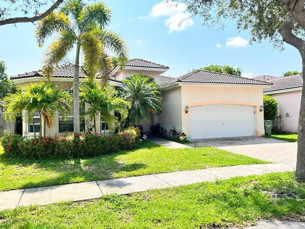 4 bedroom 2 bath Residential Lease for rent at 1721 SE 17th Ave, Homestead FL 33035