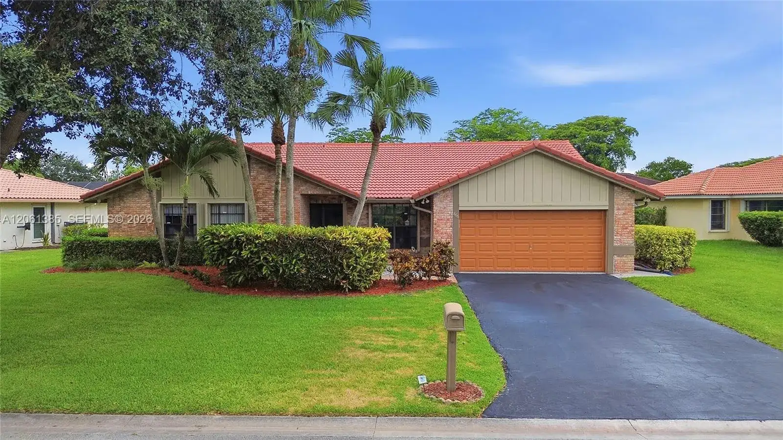 4 bedroom 2 bath Residential for sale at 866 NW 110th Ave, Coral Springs FL 33071