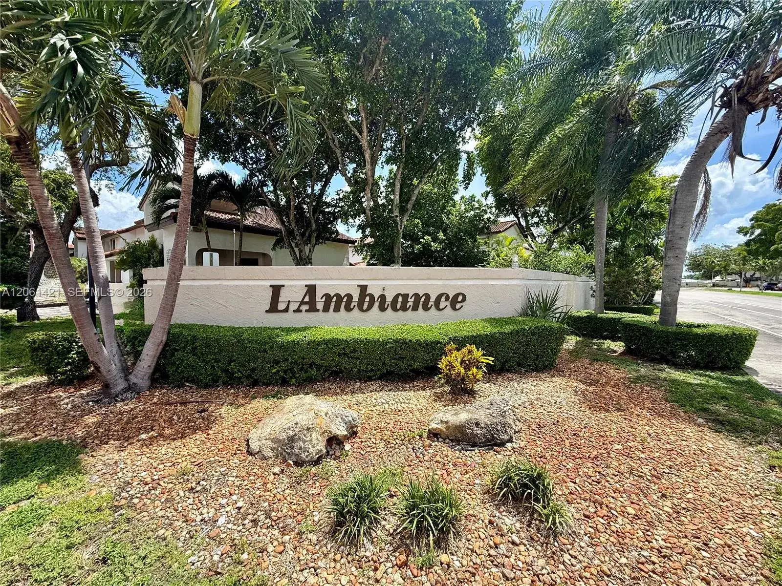 3 bedroom 2 bath Residential for sale at 13561 SW 62nd St # 35, Miami FL 33183