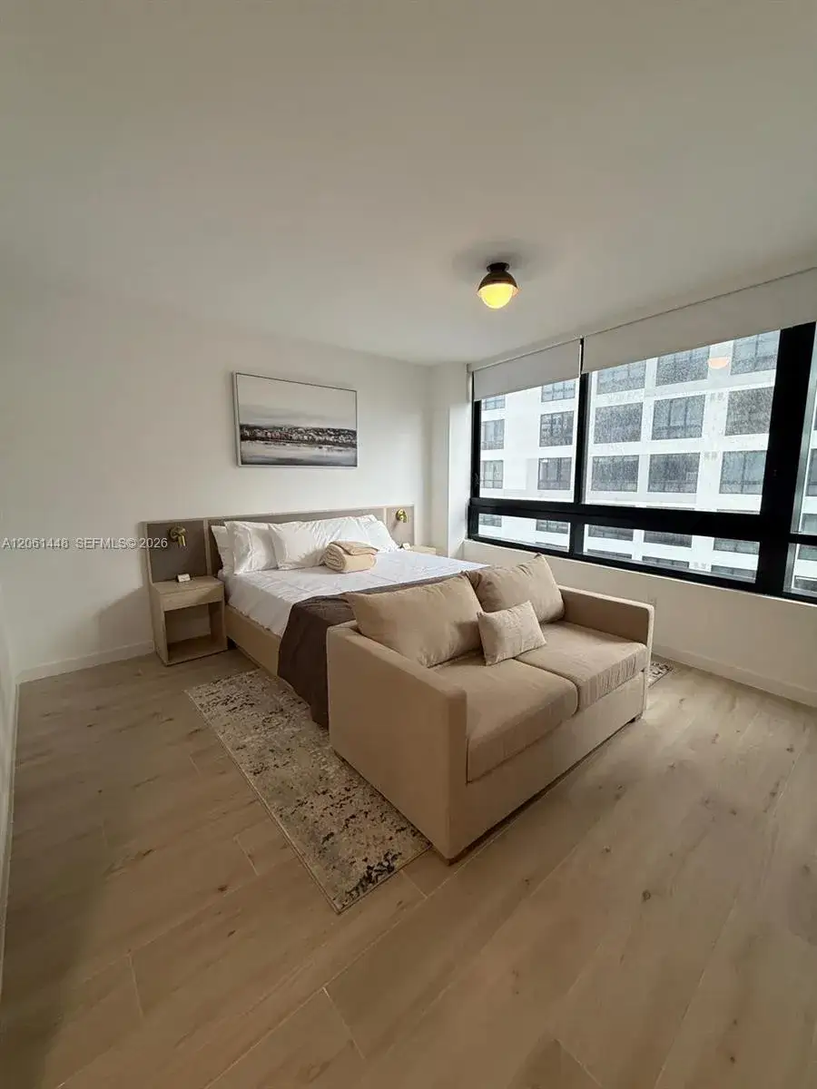 1 bath Residential for sale at 225 N Miami Ave # 1506, Miami FL 33128
