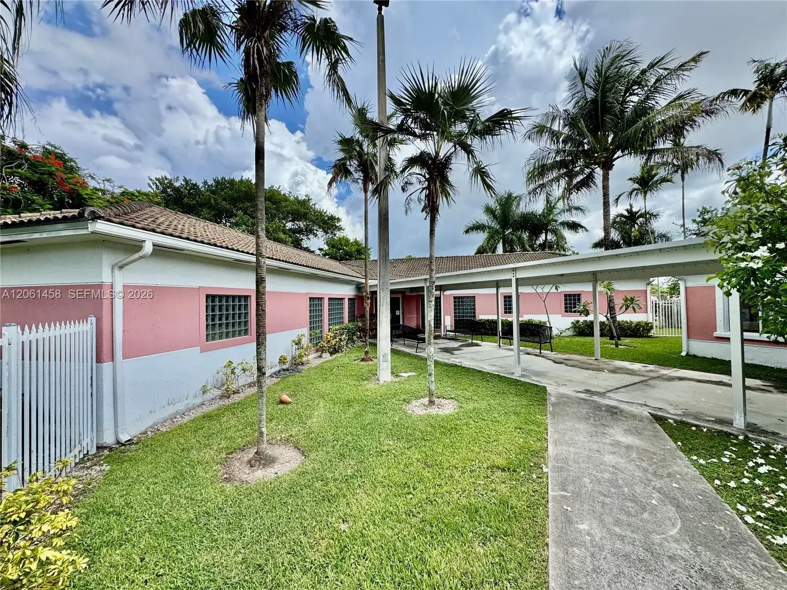 Commercial Sale for sale at 778 W Palm Dr, Florida City FL 33034