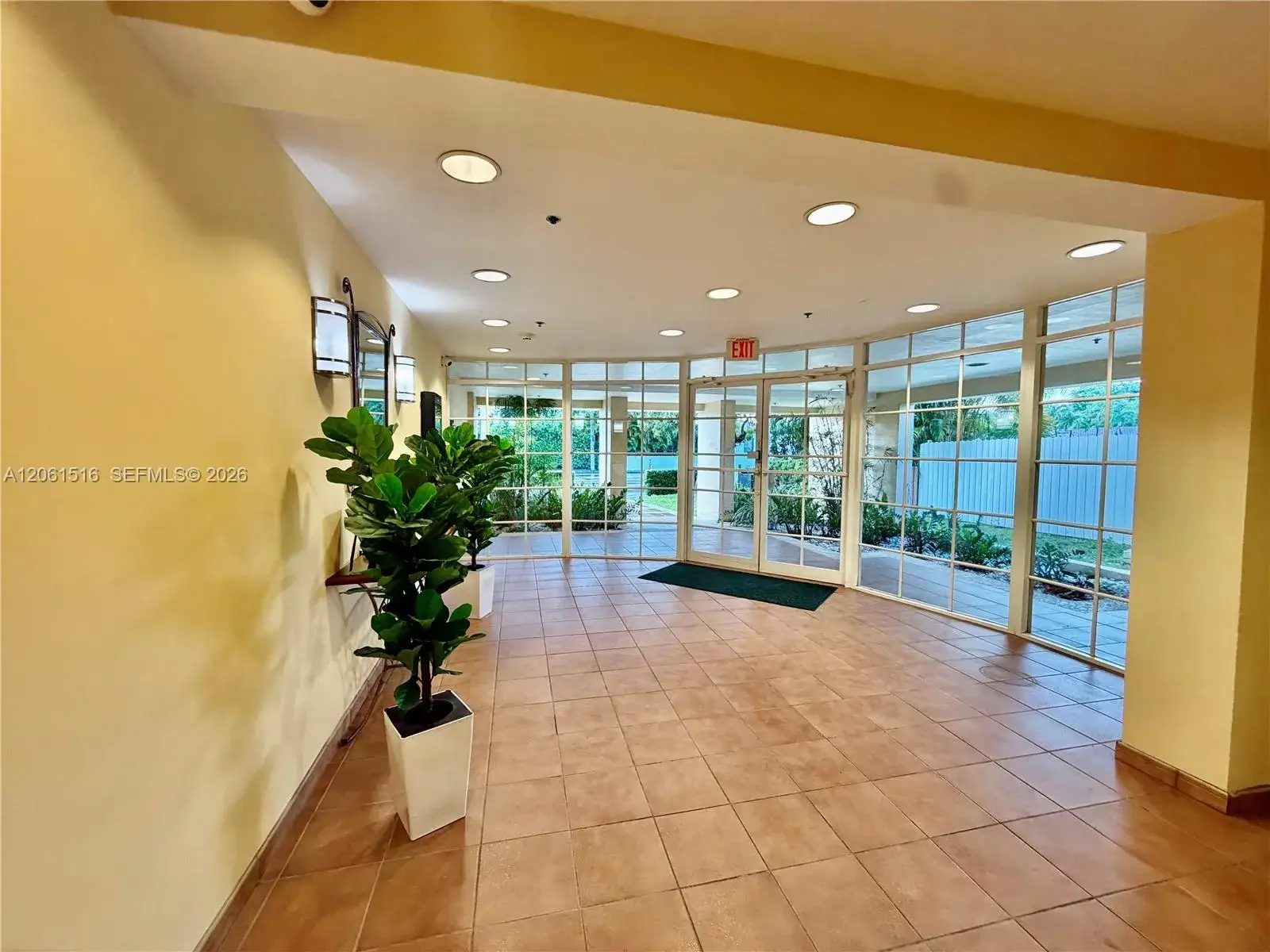 1 bedroom 1 bath Residential Lease for rent at 601 SW 37th Ave # 303, Miami FL 33135