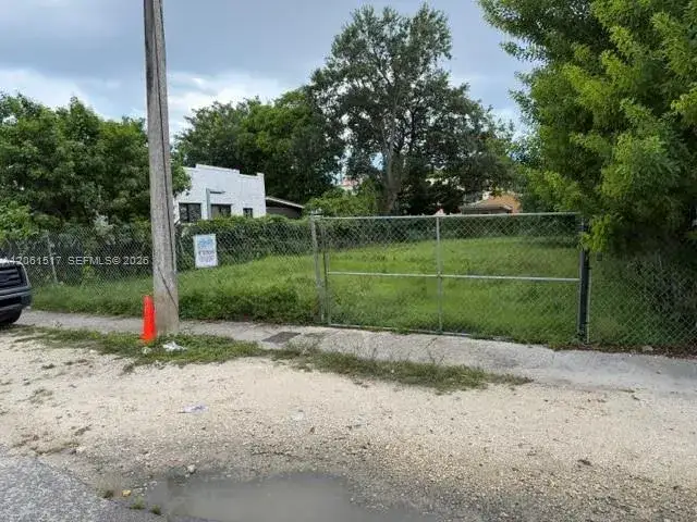 Commercial Land for sale at 1036 NW 31st St, Miami FL 33127
